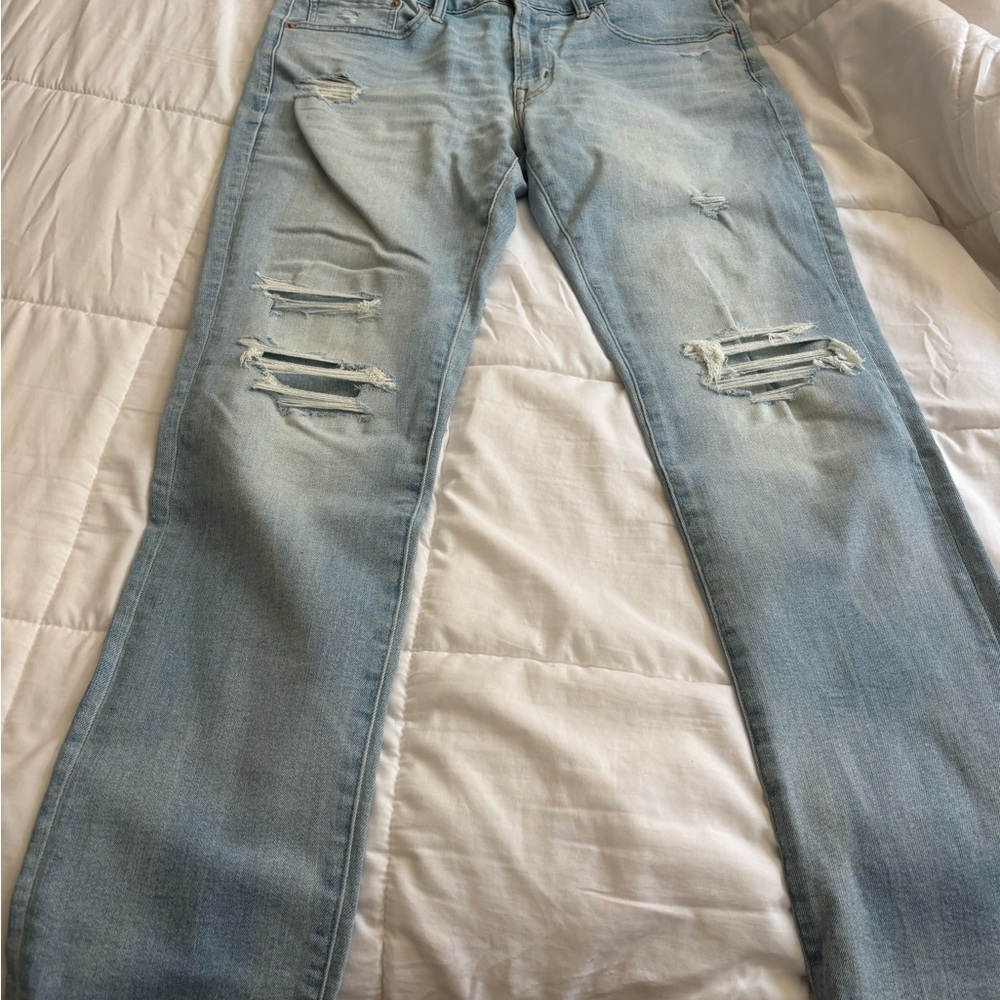 American Eagle Outfitters Men's Light Blue Ripped Jeans